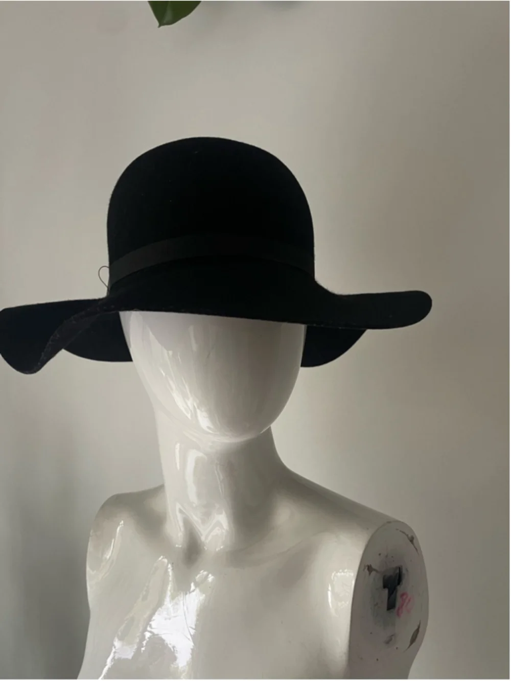 Helene Berman London Black Wool Felt Floppy Hat Wide Brim Designer